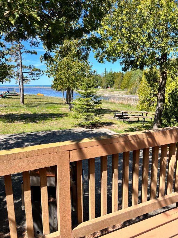 Neptunes Hideaway Tobermory Ngoại thất bức ảnh